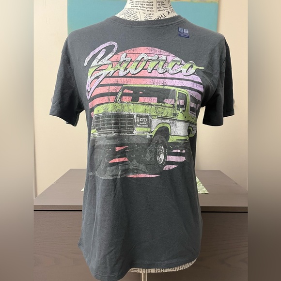 Women’s Ford Bronco T- Shirt Gray Green Short Sleeve Retro Graphic Tee 10/12 L - Picture 1 of 7